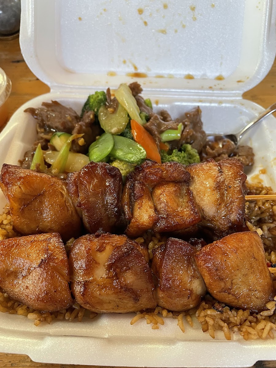 Lu's Kitchen Photos 2